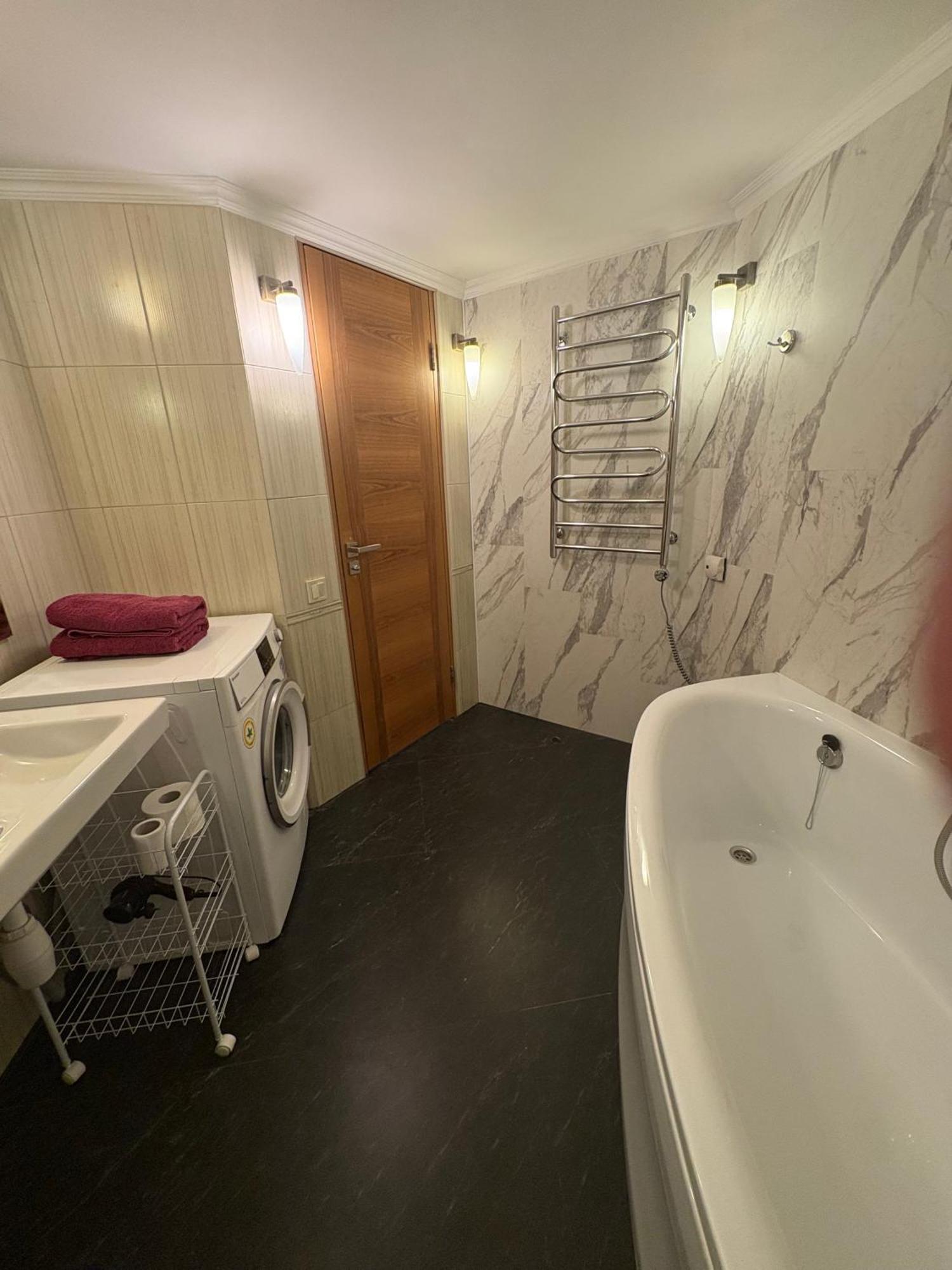 Cat Garden Premium Apartments Riga Esterno foto