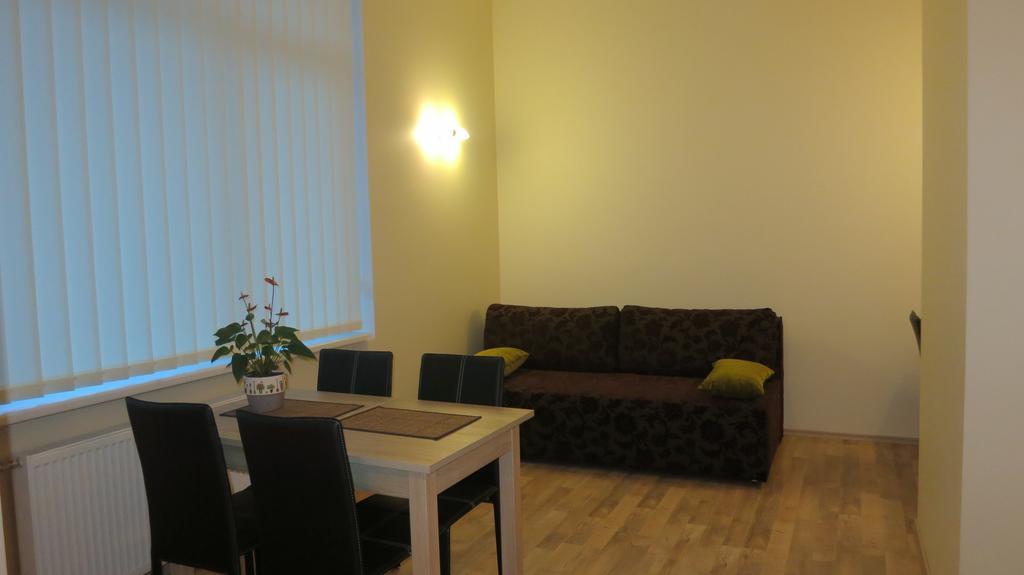 Cat Garden Premium Apartments Riga Esterno foto