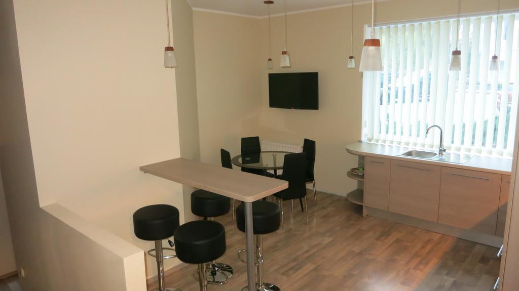 Cat Garden Premium Apartments Riga Esterno foto
